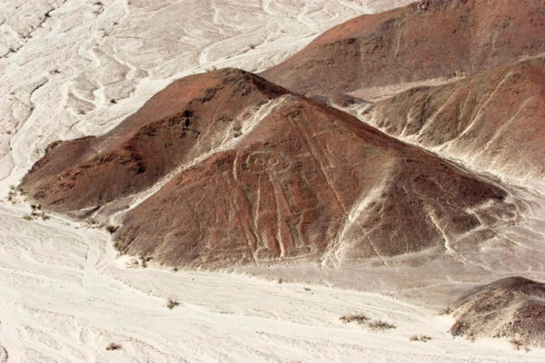 Adventures to Peru | ASTRONAUTA NAZCA LINES copy 2 1024x683 1