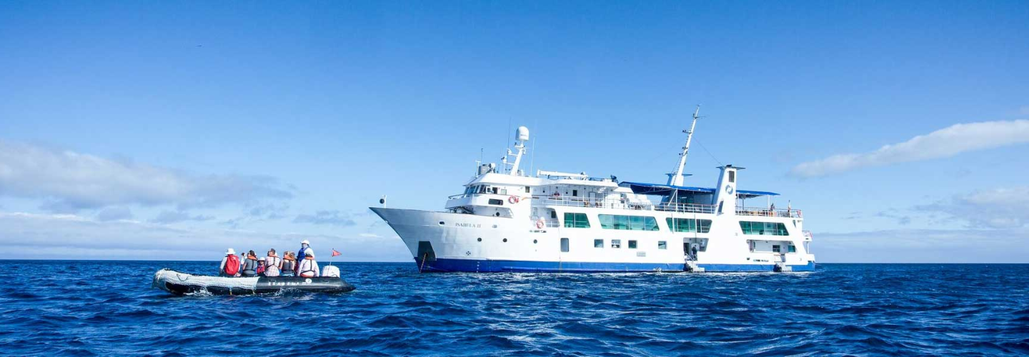 Adventures to Peru | Isabela slider