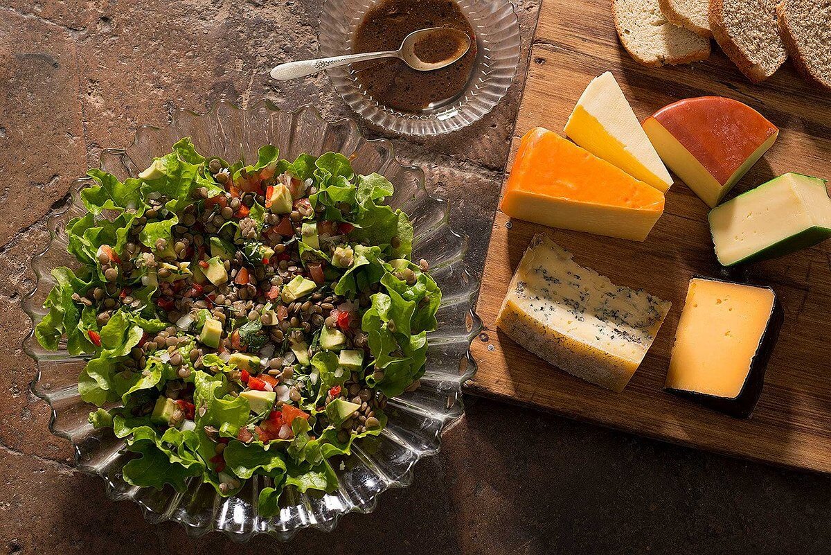 Hacienda Zuleta | Adventures to Peru Adventures to Peru | quesos y ensalada